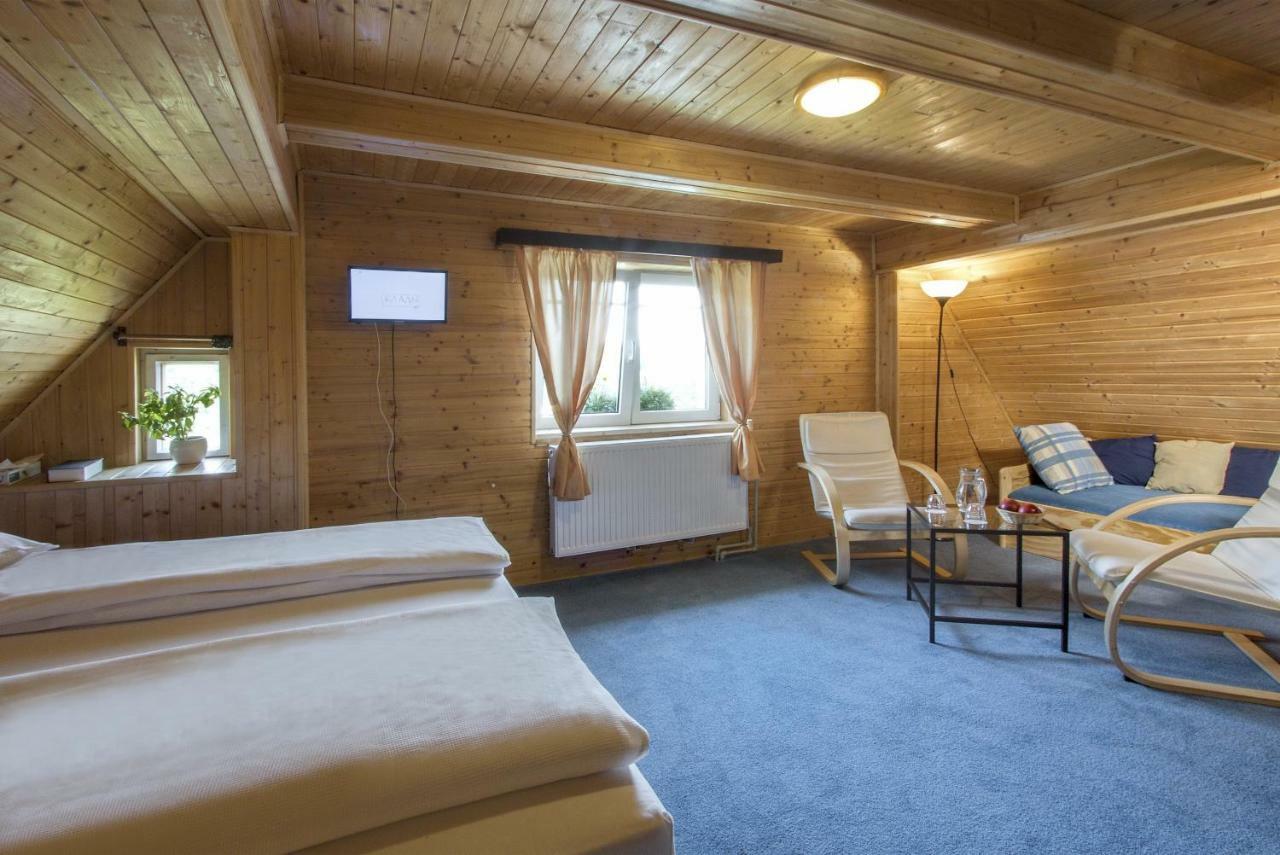 Rodinny Hotel Kaiser Desná المظهر الخارجي الصورة